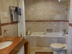 Leonie Condotel (D9), Condominium #584974851